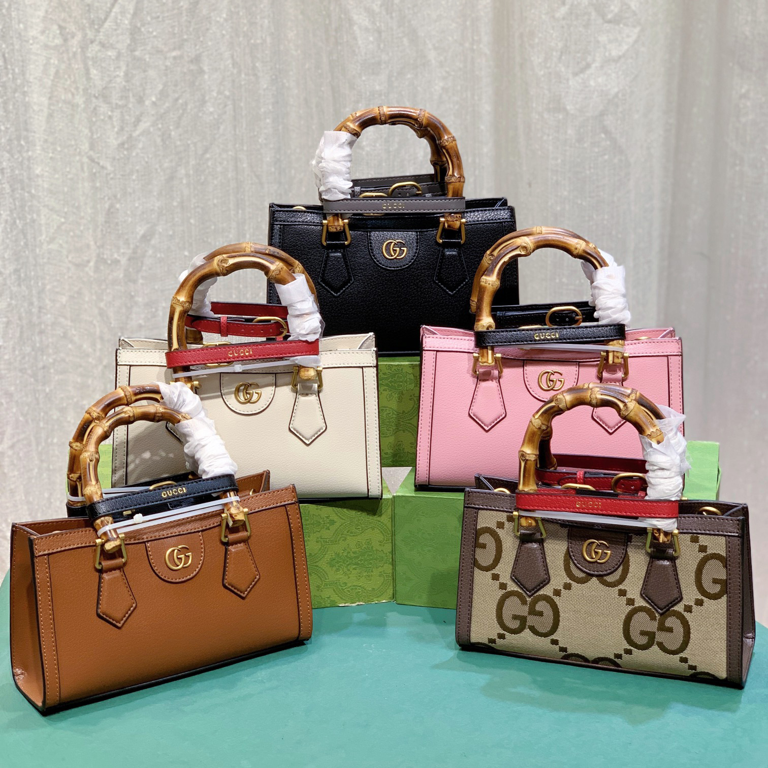 Gucci Diana Slub Bag 735153