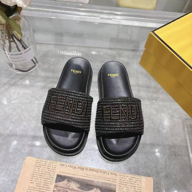 Fendi Shoes Slippers