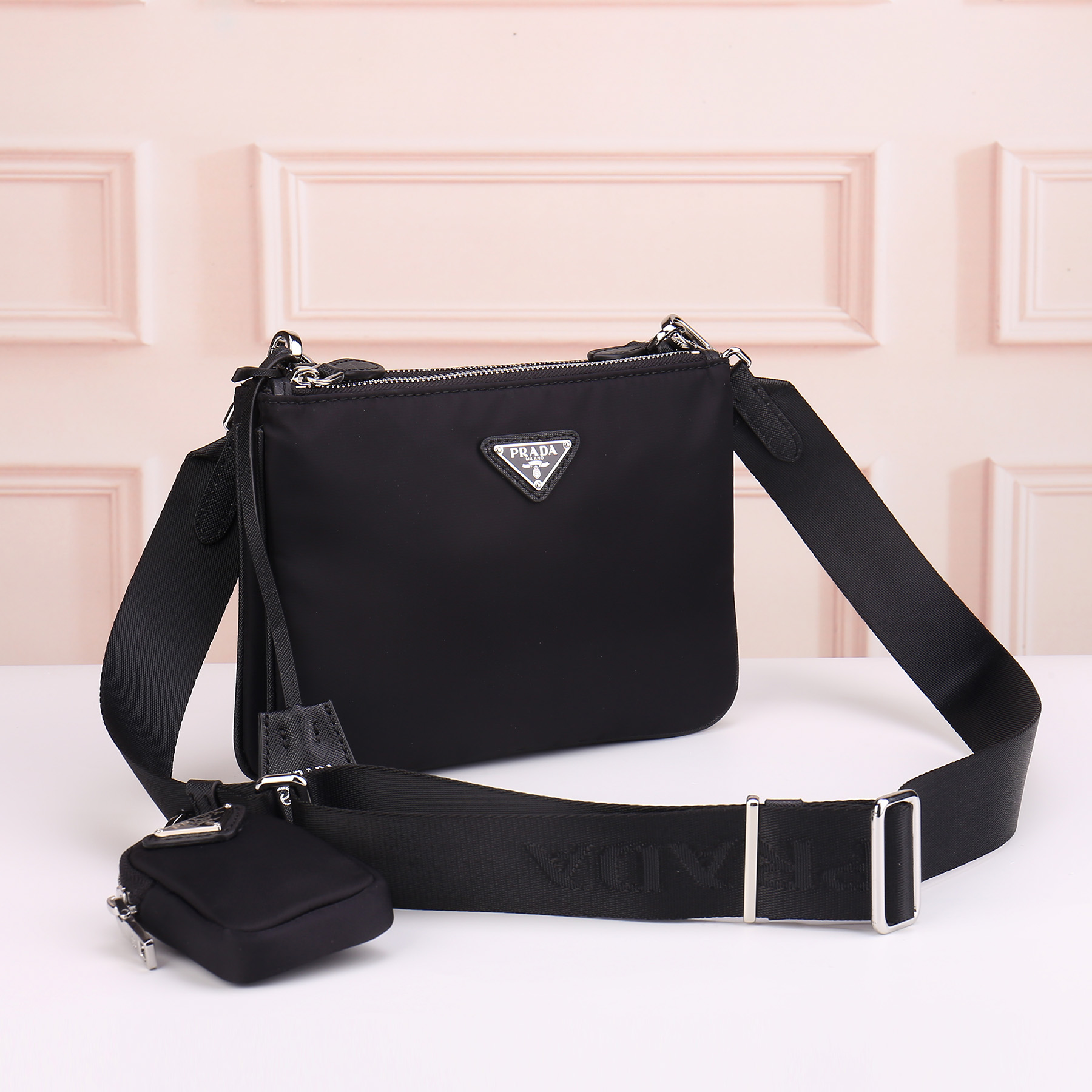 Prada Shoulder Bag 1046 TS541 24cm