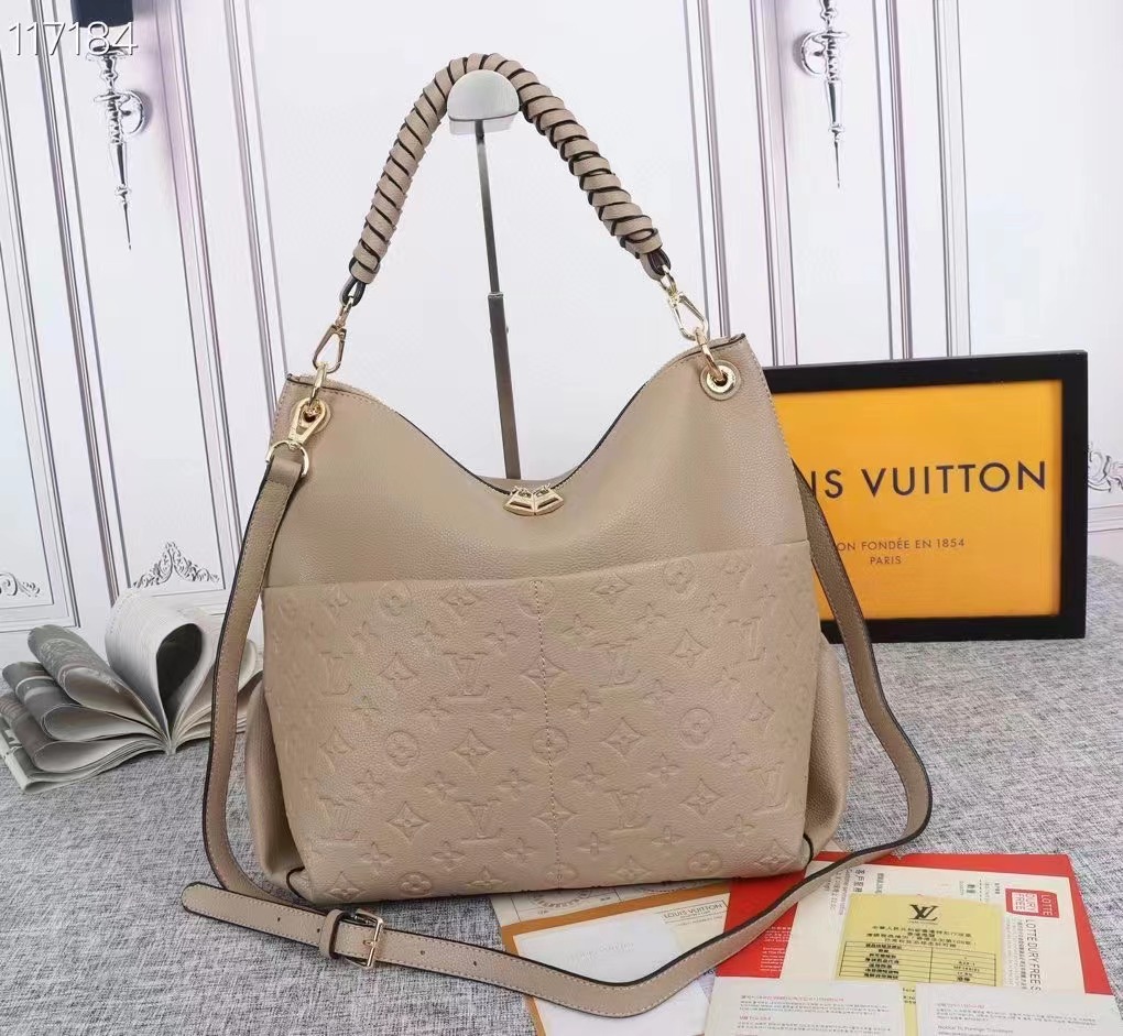 Louis Vuitton MAIDA HOBO M45522  33CM