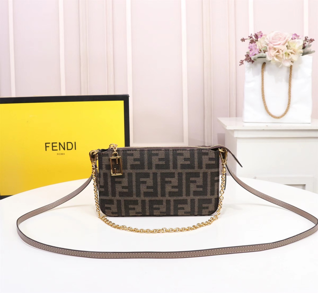 Fendi002LM011 21cm