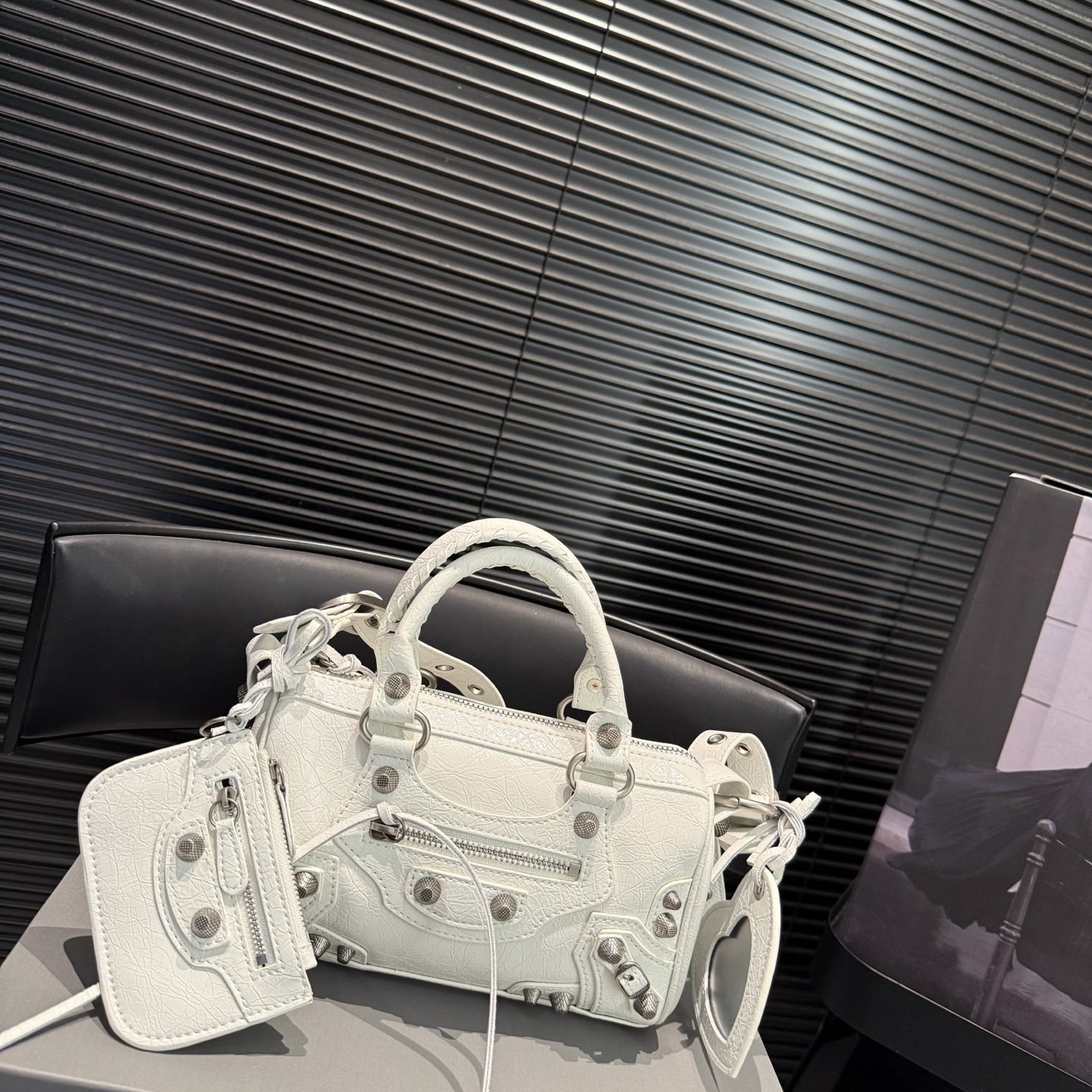 Balenciaga Shoulder Bag Ladies' Favorite