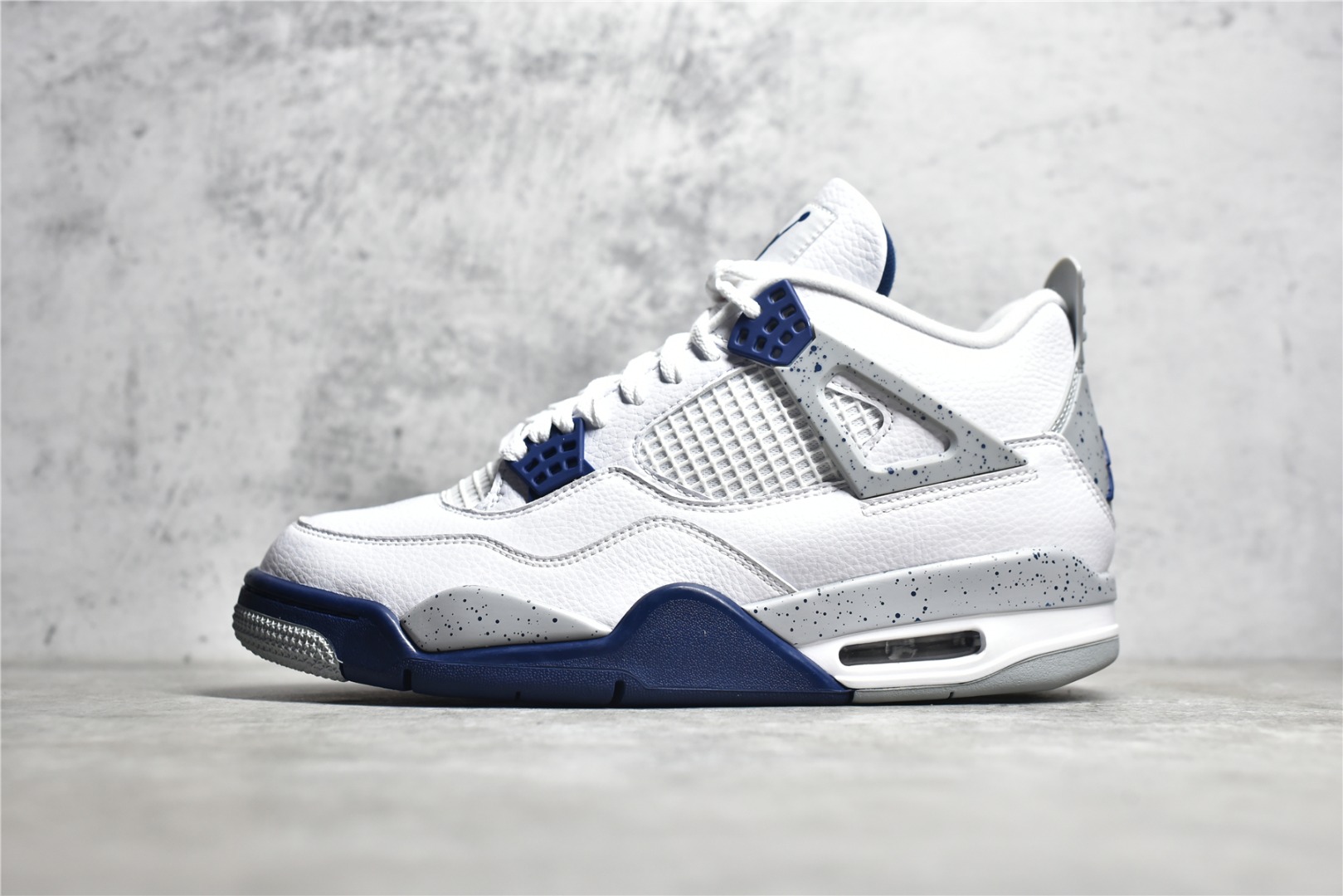 Air Jordan 4 Retro  Midnight Navy  DH6927-140