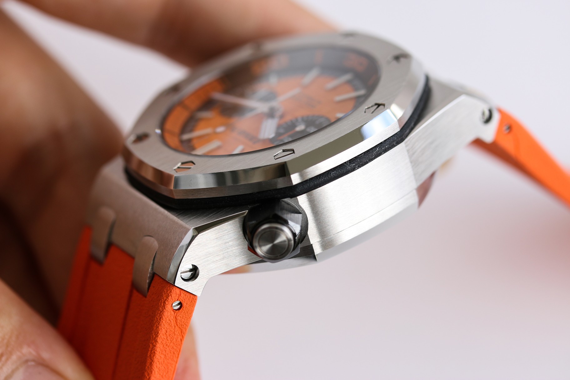 Audemars Piguet ROYAL OAK OFFSHORE 26703 42mm