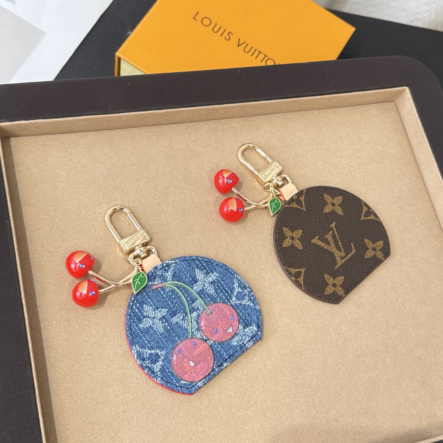 Louis Vuitton Key Chain LV X TM Cerise Lv Mini Mirror Makeup Mirror Keychain Charm Accessories