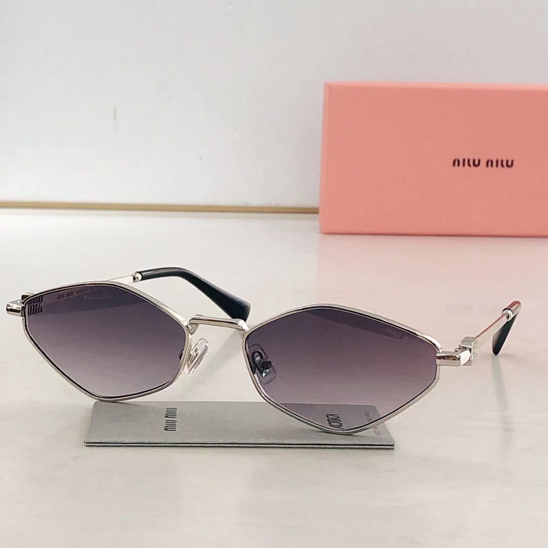 Miu Miu Sunglasses MU 56ZS SM051