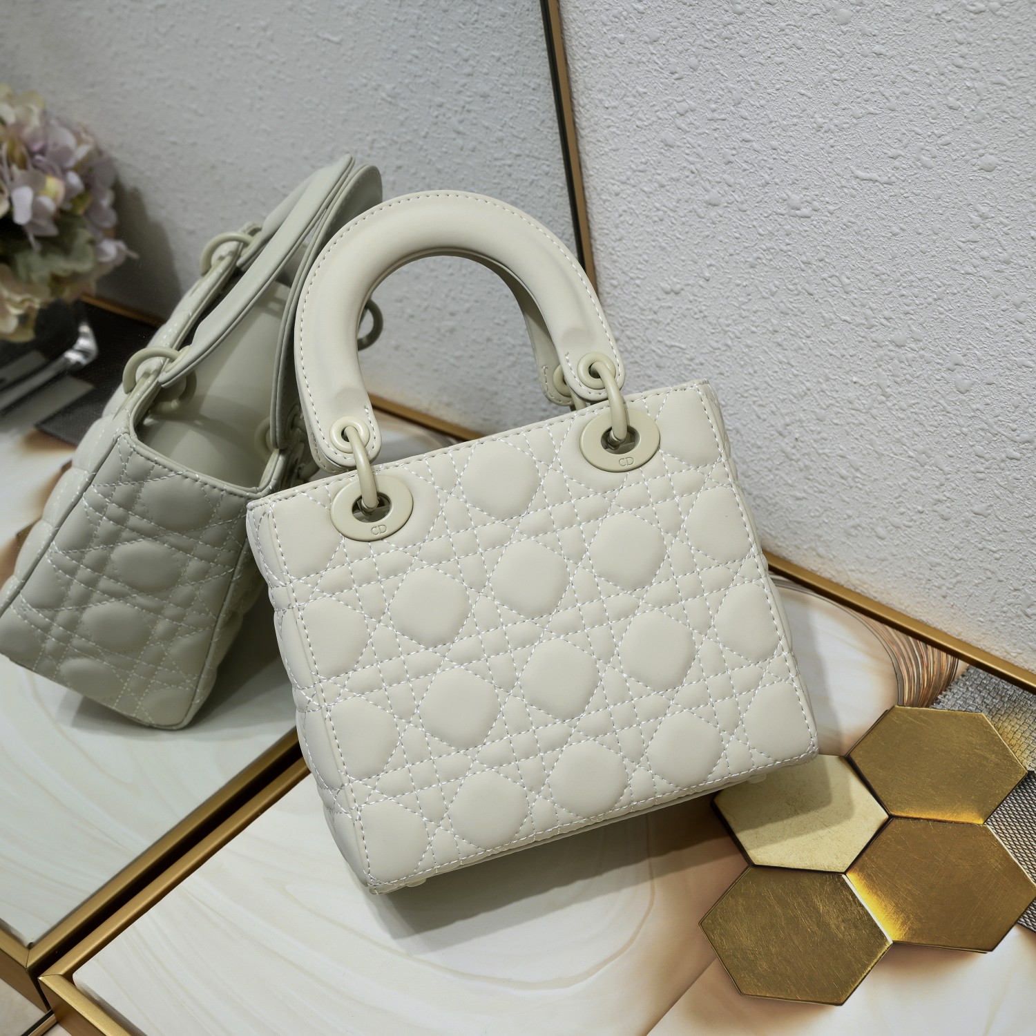 Small Lady Dior My ABCDior Bag White Matte 2022 LM061 20cm