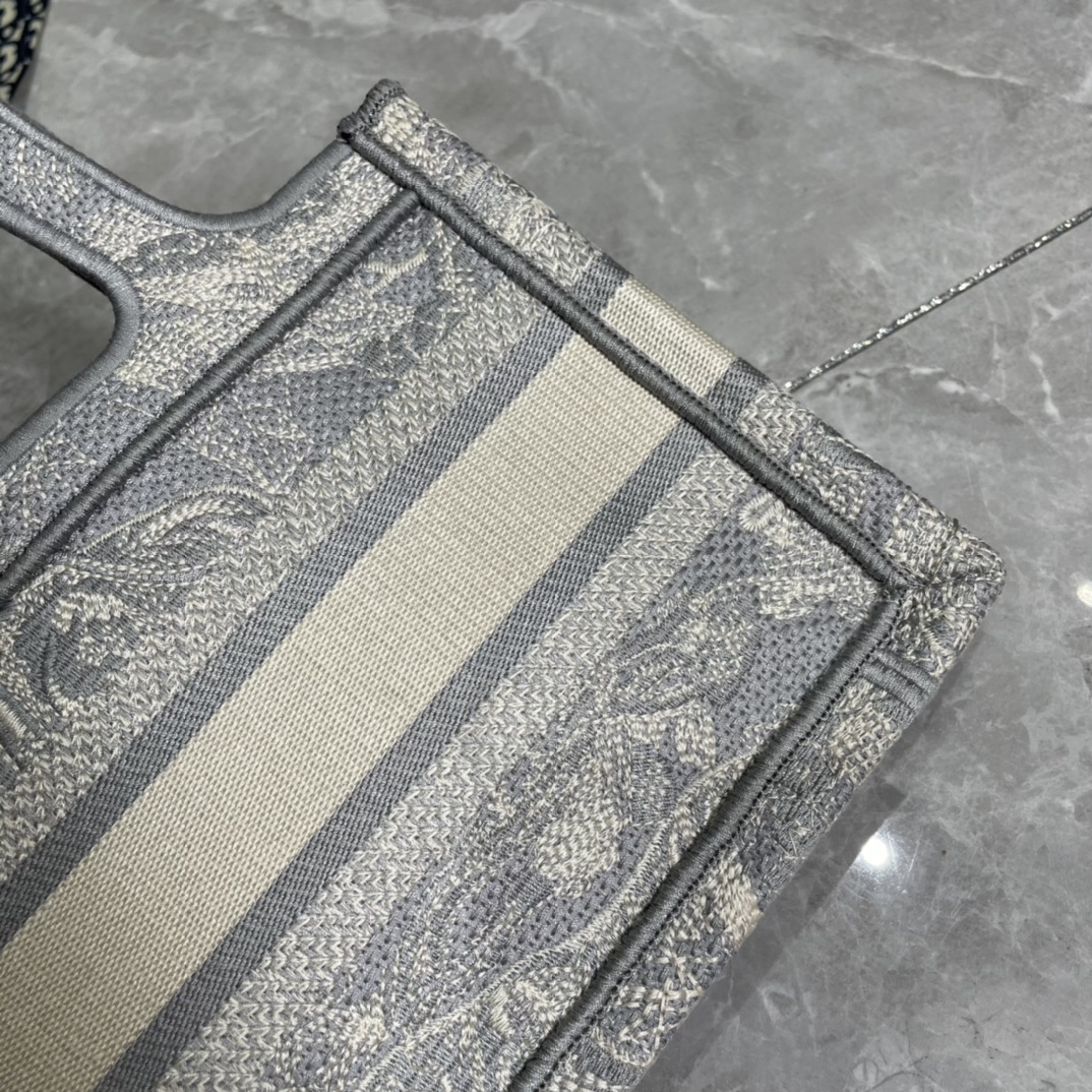10A + top quality Mini Dior Book Tote 0175 XB041 23cm