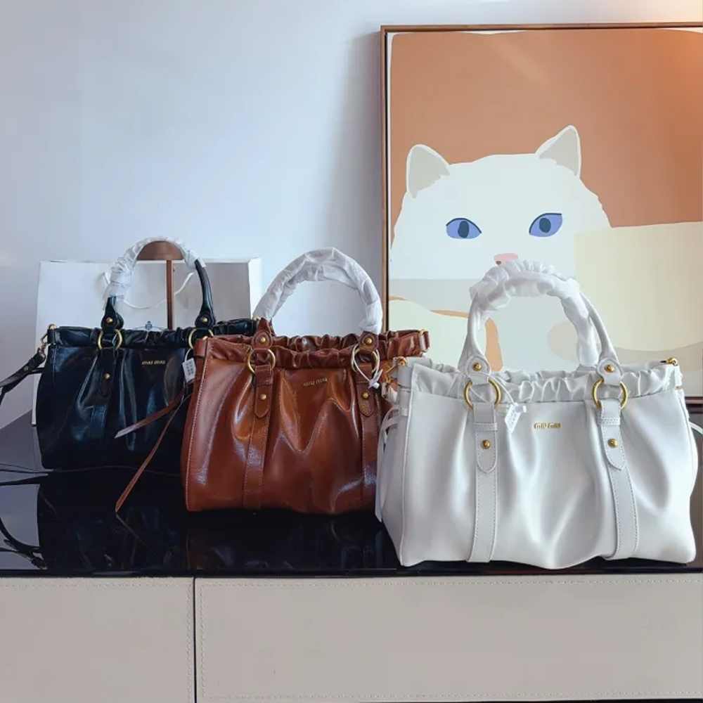 Miu Miu Handbag 004 DB002 33cm