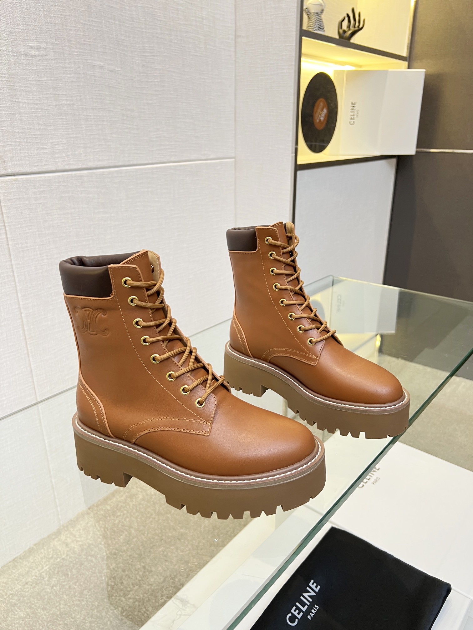 Celine 015 boots XM053