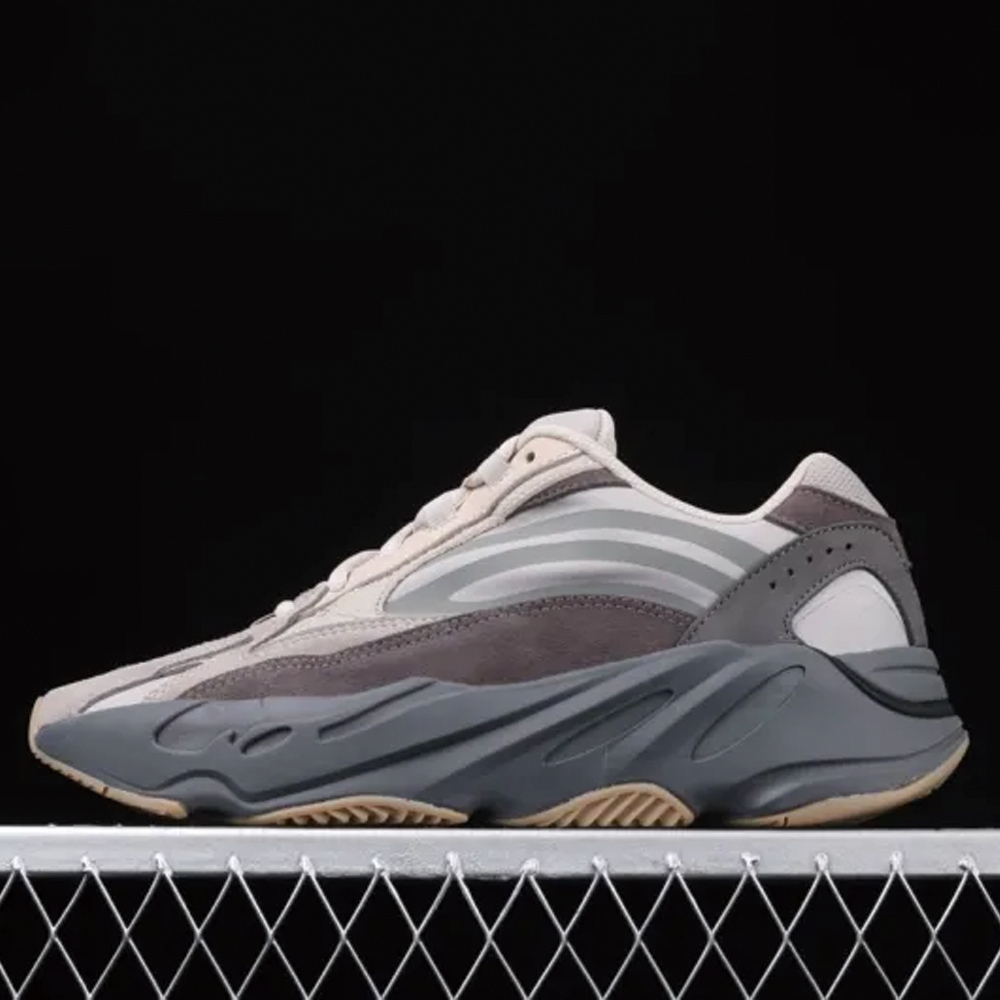 Yeezy Boost 700 V2 Tephra Raffles FU7914