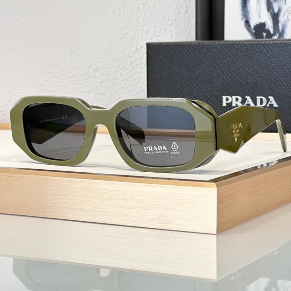 Prada Sunglasses SPR17w SM051