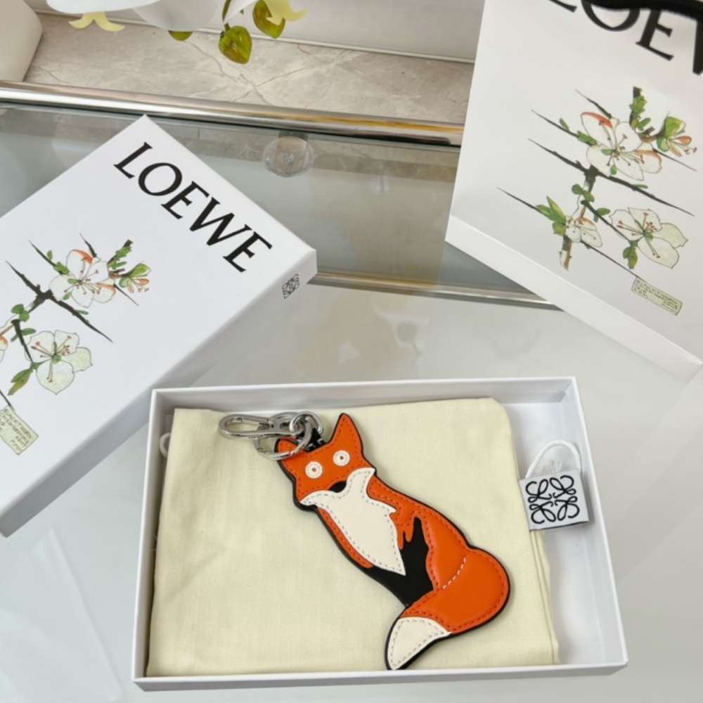Loewe Key Chain Fox Charm Imported Calfskin Keychain Pendant Accessories