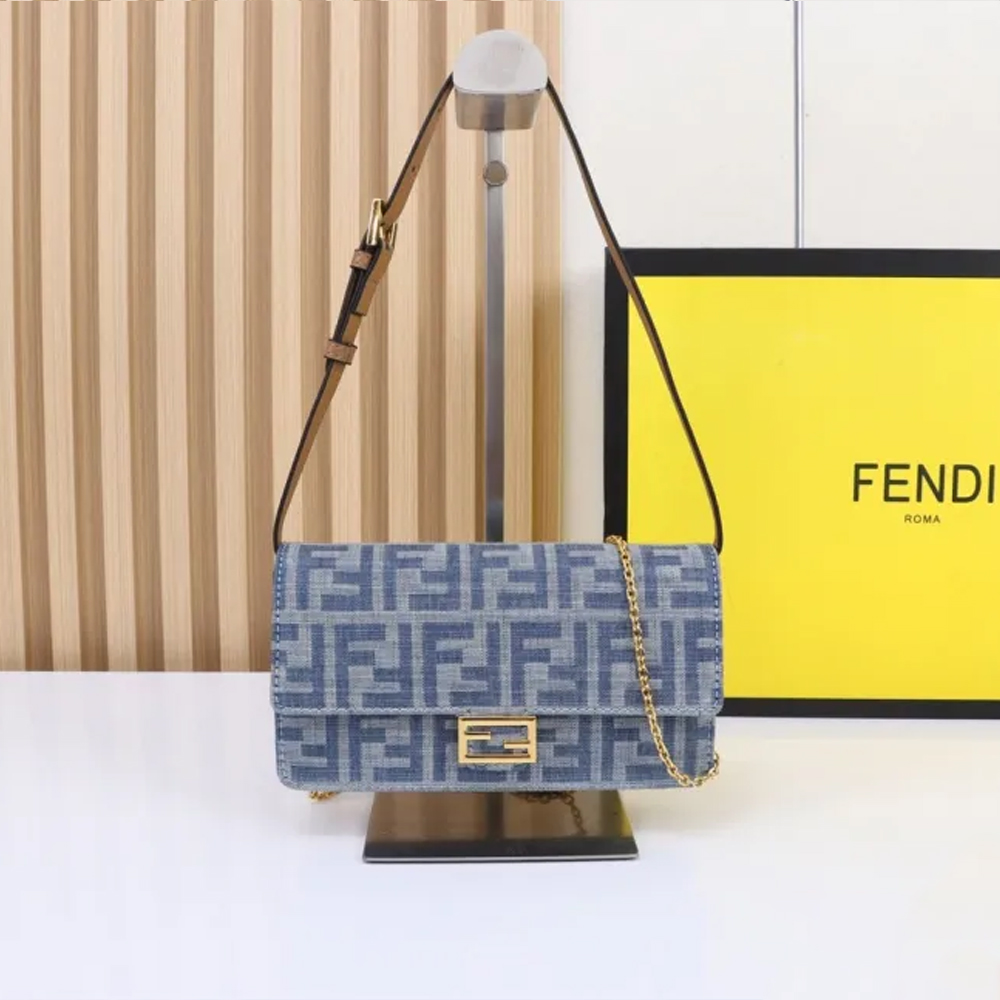 FENDI Baguette Bag 8856 LM531 21cm