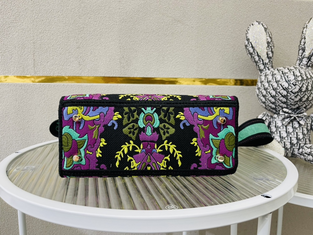 10A + top quality Dior Medium Lady D-Lite Bag 9920 DD003 24cm