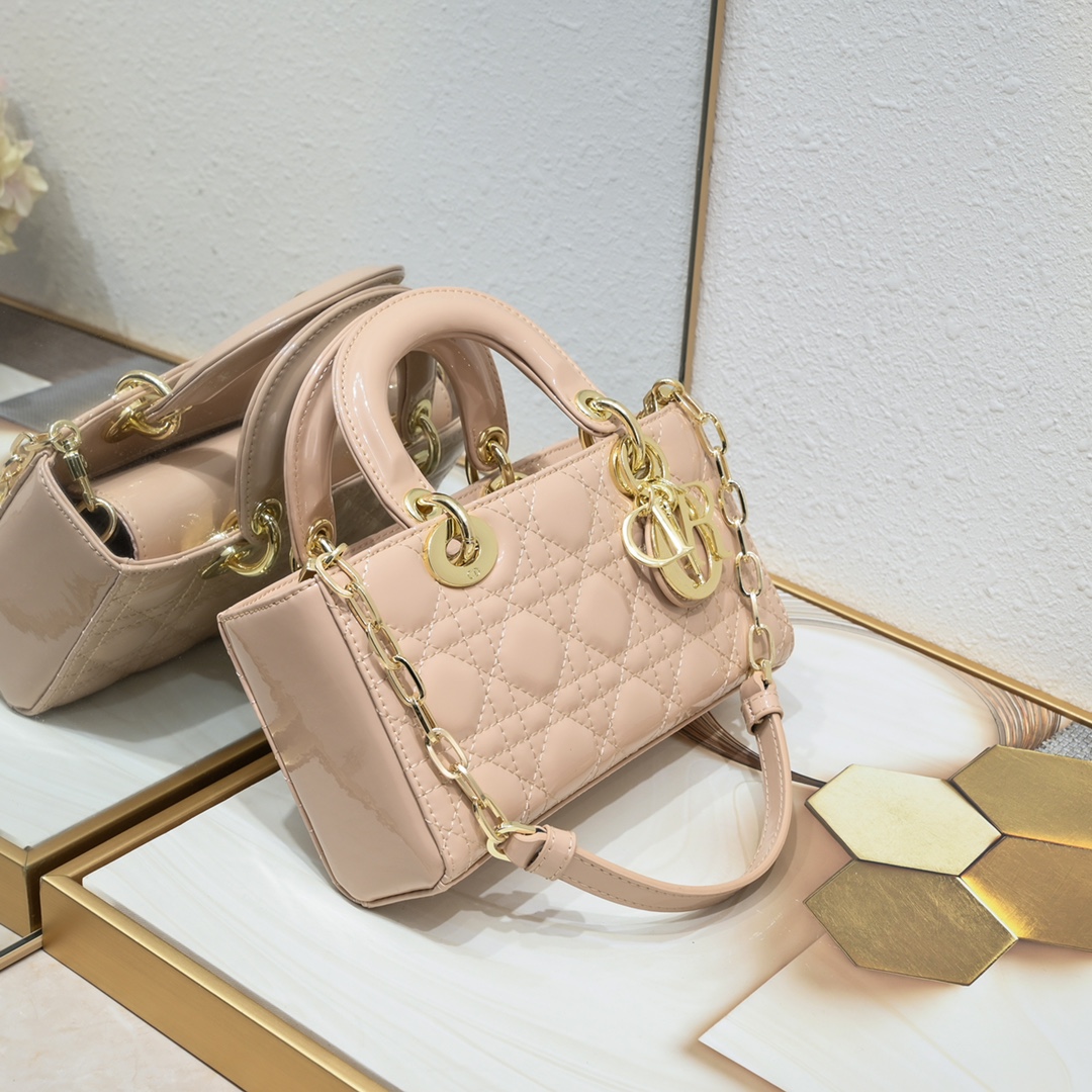 Small Lady D-Joy bag Apricot patent leather CD0541 XB091 22cm