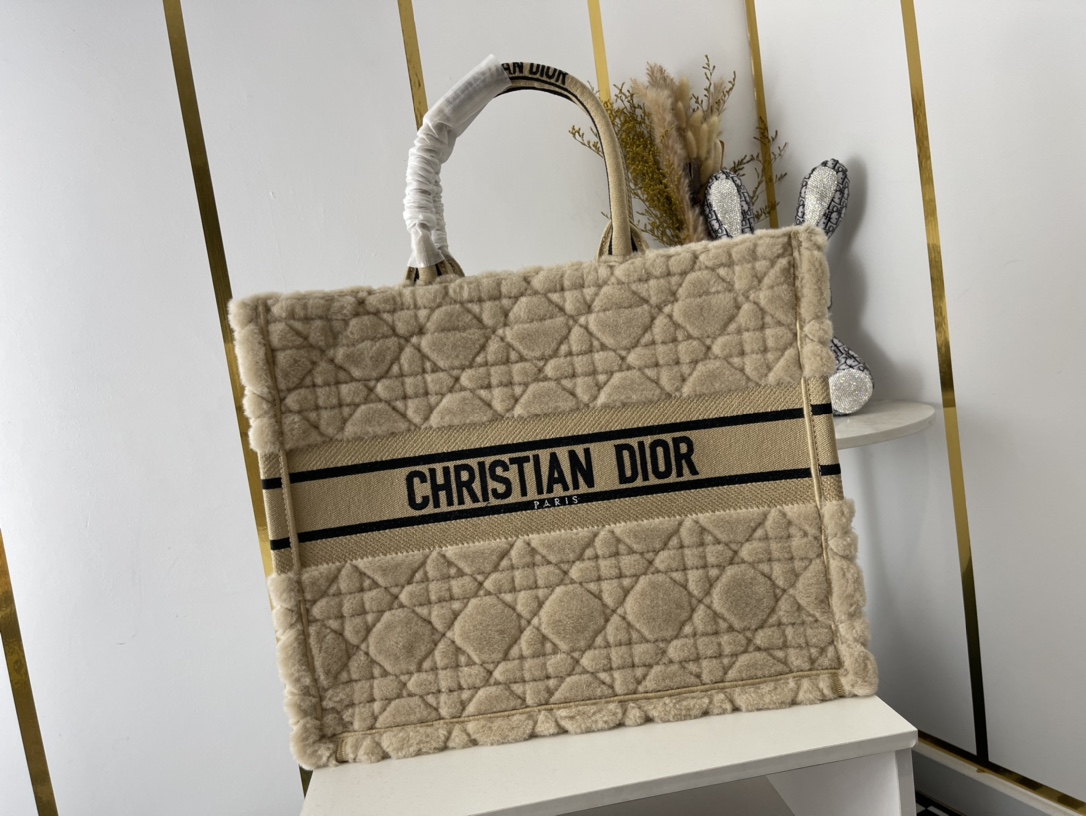 10A + top quality Dior Book Tote 004 DD071032042 26.5-42cm