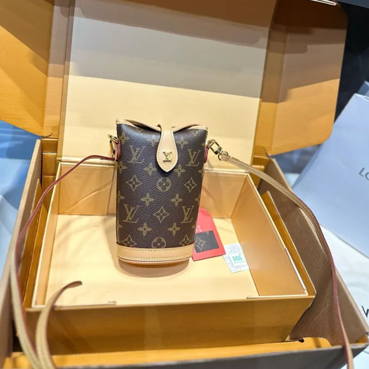 LV FoldMe Bag 064 DB051 20cm