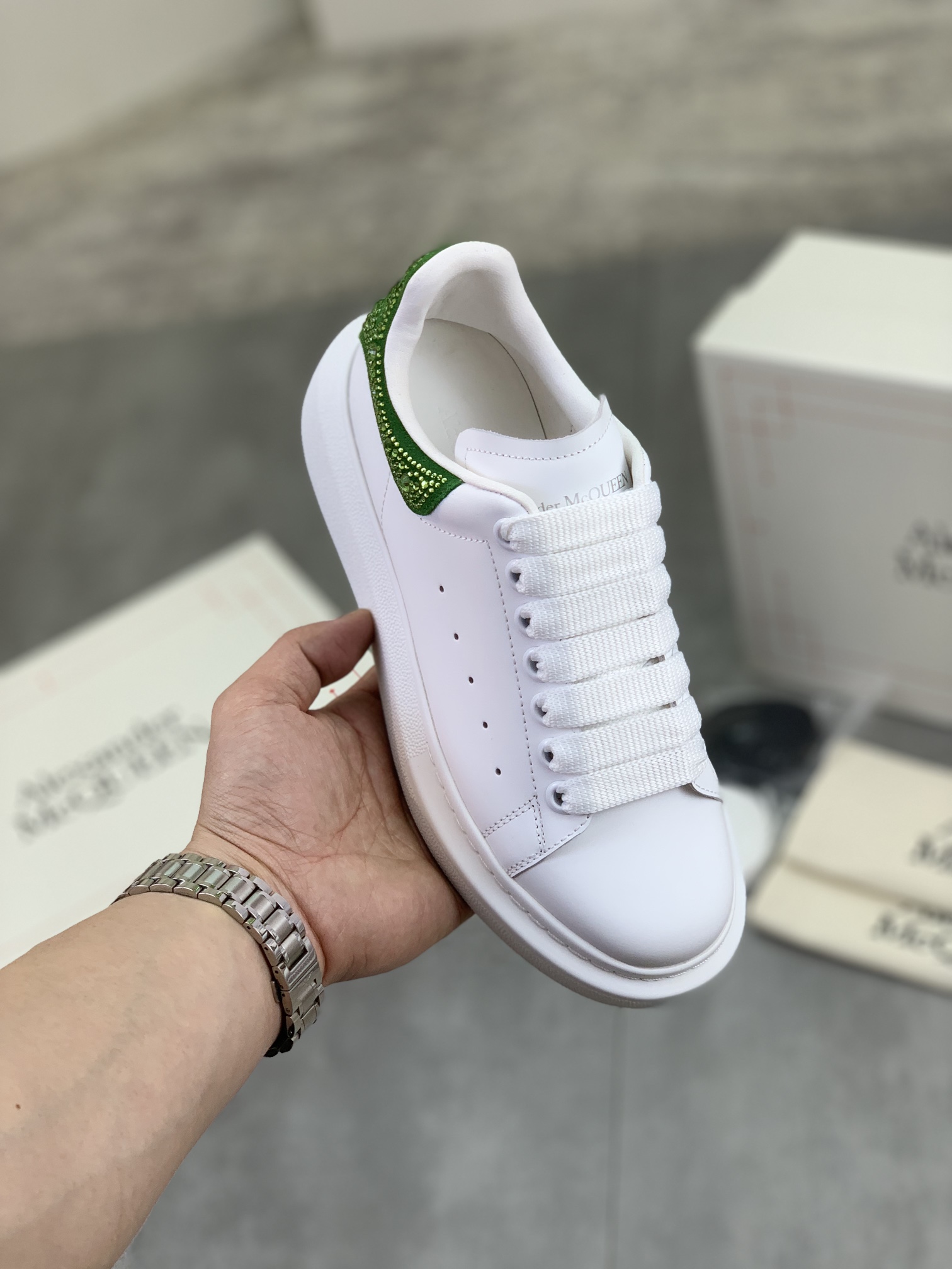 Alexander McQUEEN shoes 008 XM092