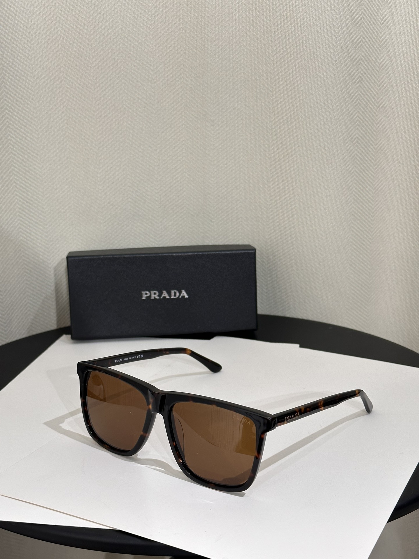 Prada Sunglasses PR88ZS SM021