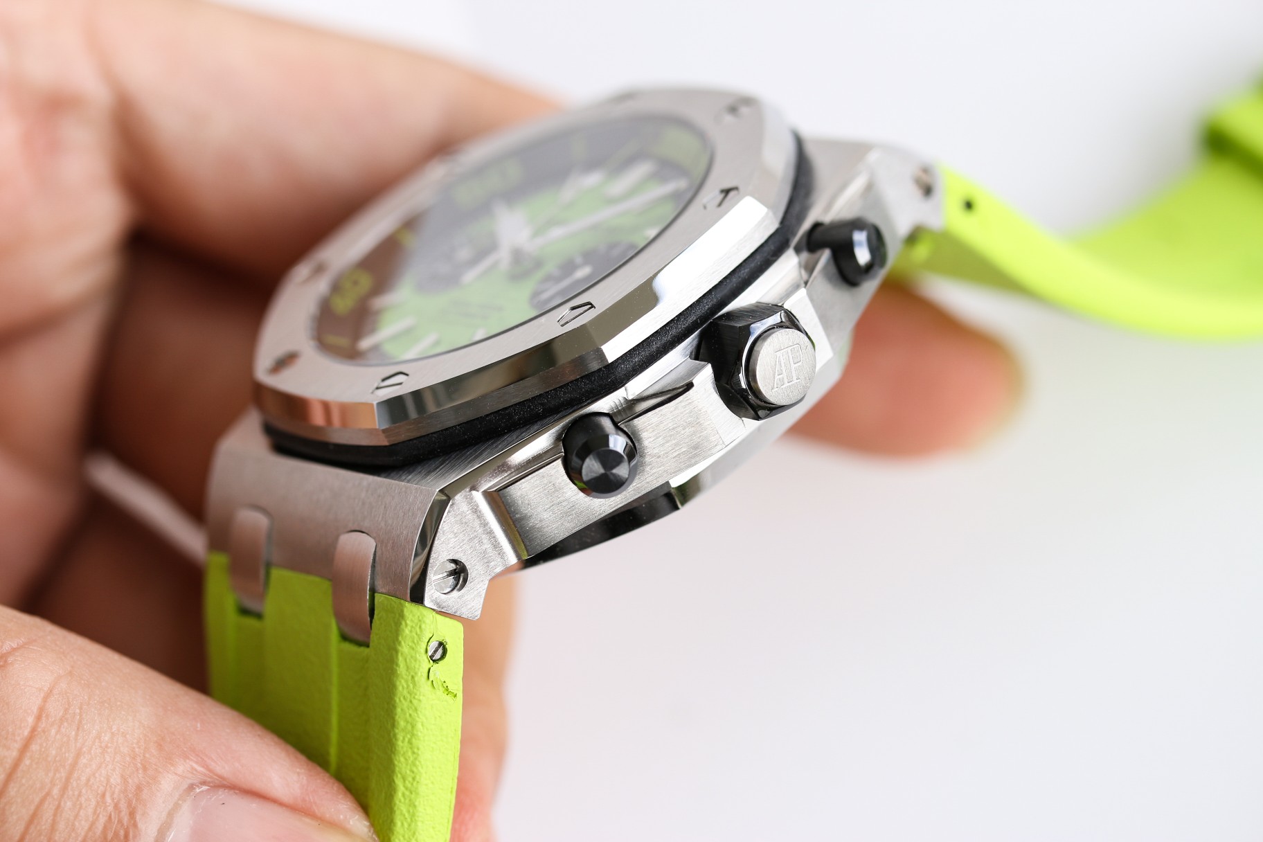 Audemars Piguet ROYAL OAK OFFSHORE 26703 42mm