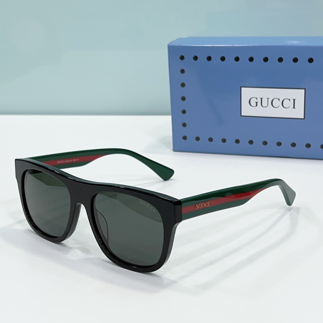 Gucci Sunglasses GG0341S SM021