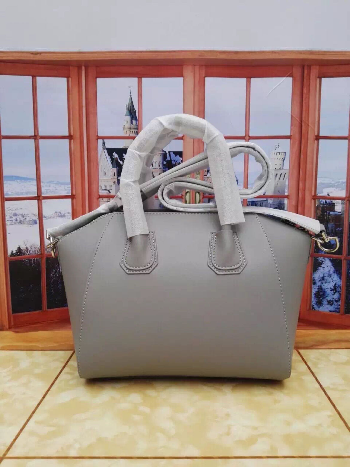 GIVENCHY Antigona Bag Gray LM022032042 20-33cm