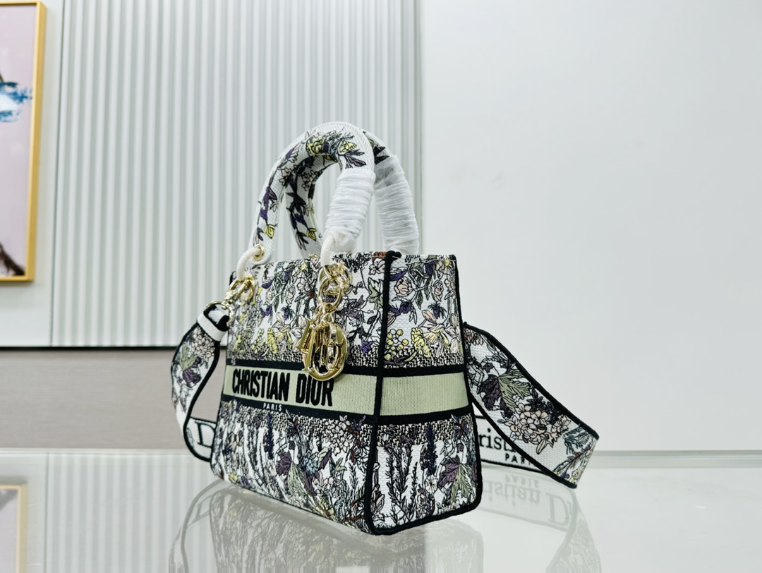 10A + top quality Dior Medium Lady D-Lite Bag 9920 LM003 24cm