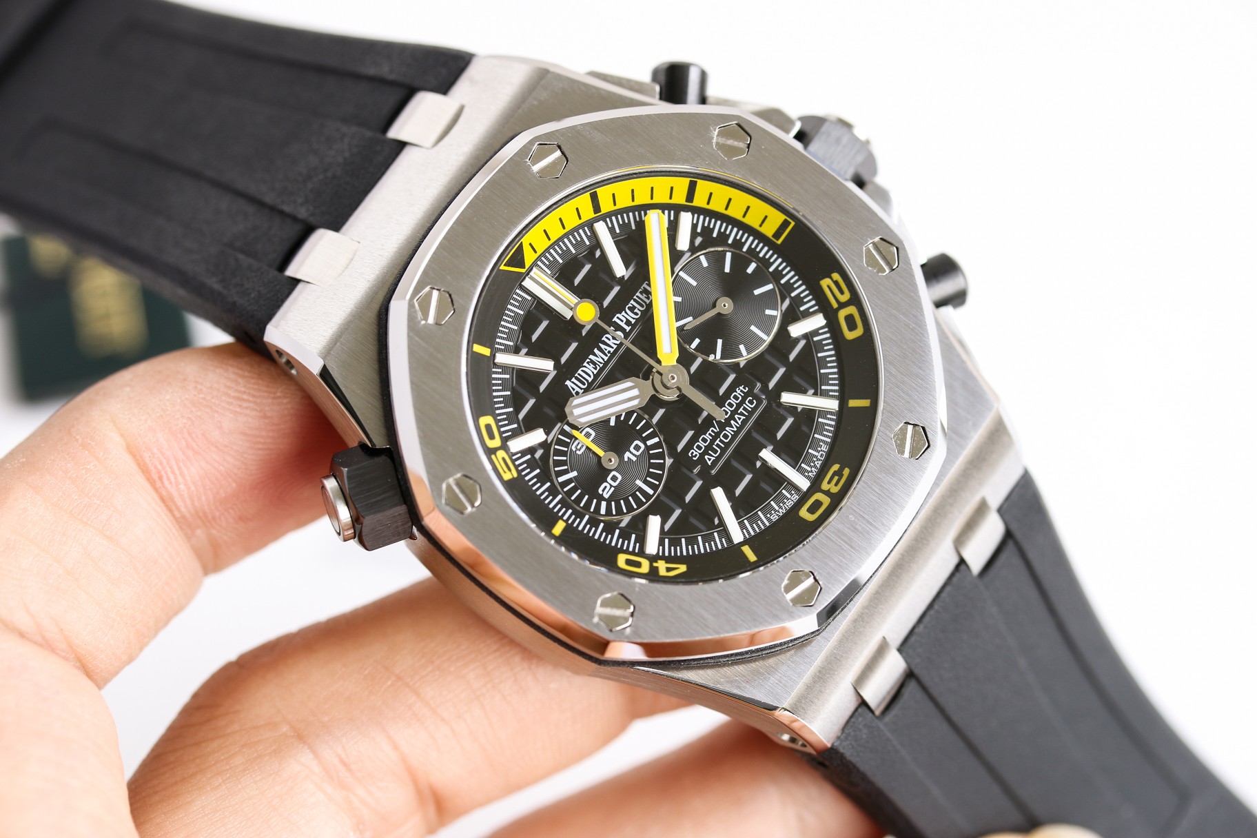 Audemars Piguet ROYAL OAK OFFSHORE 26703 42mm
