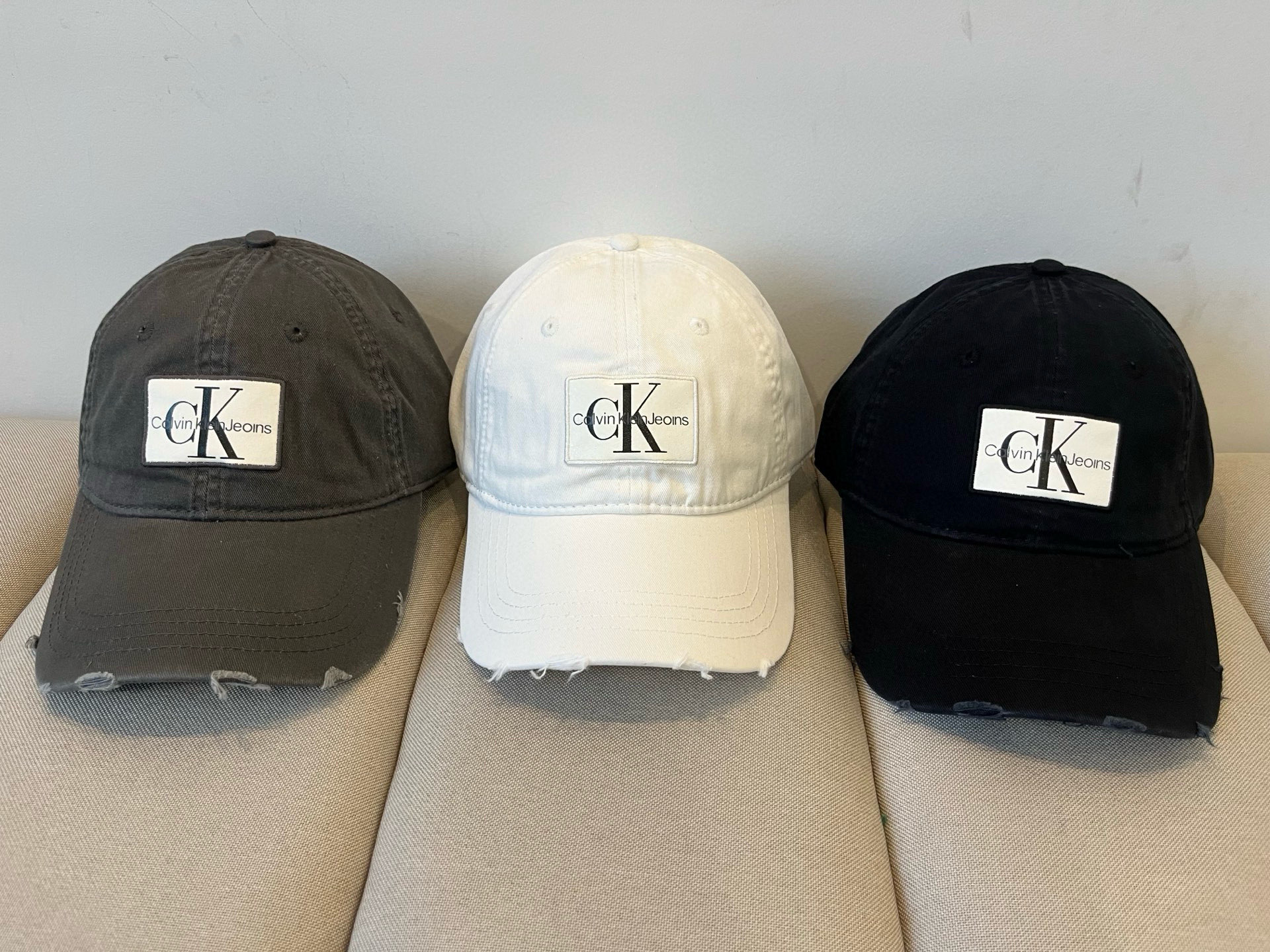 CK Hat Labeled Logo Baseball Cap Accessories