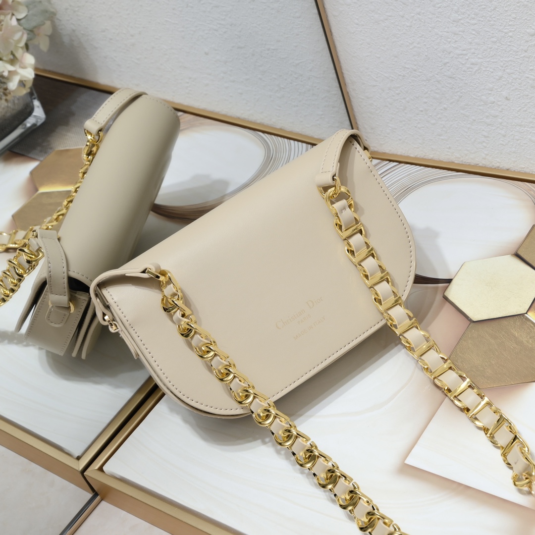 Dior CD Signature Bag With Strap 5777 XB002 21cm