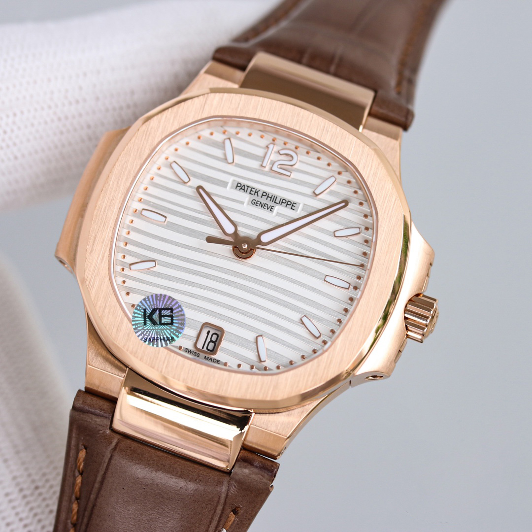 PATEK PHILIPPE NAUTILUS 7118 35.2mm