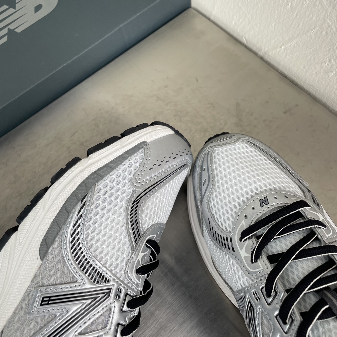 New Balance Sneakers Sports shoes NB 860