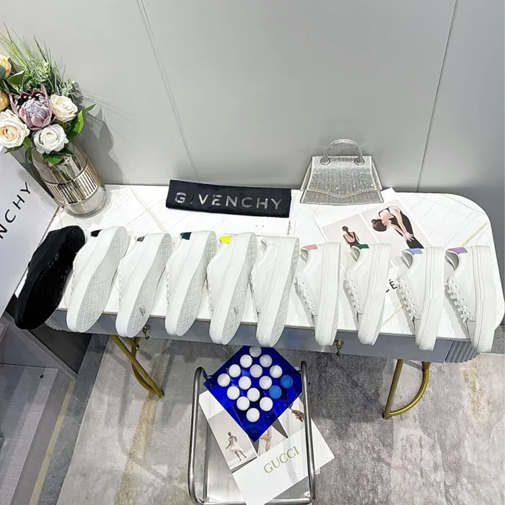 GIVENCHY 007 Casual shoes XM 003
