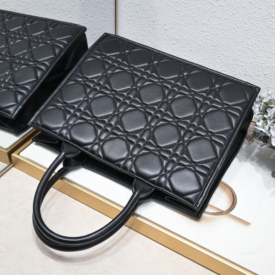 Medium Dior Book Tote 9898 XB061 36cm