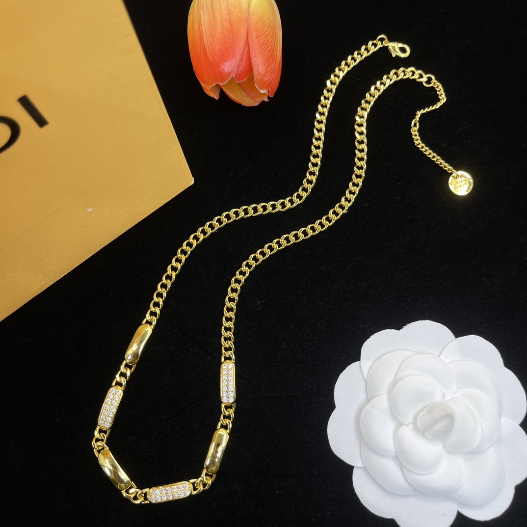 Fendi Jewelry Necklace Piece Fine Drill Design