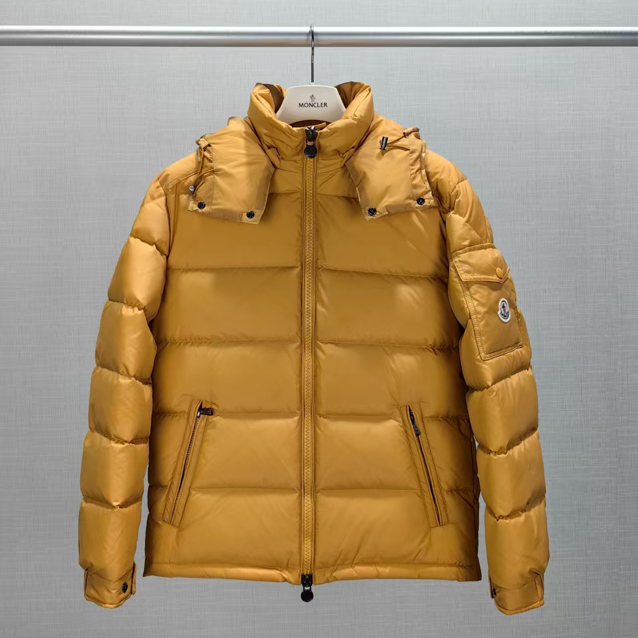 Moncler Down Jacket Ladies' Favorite Clothes