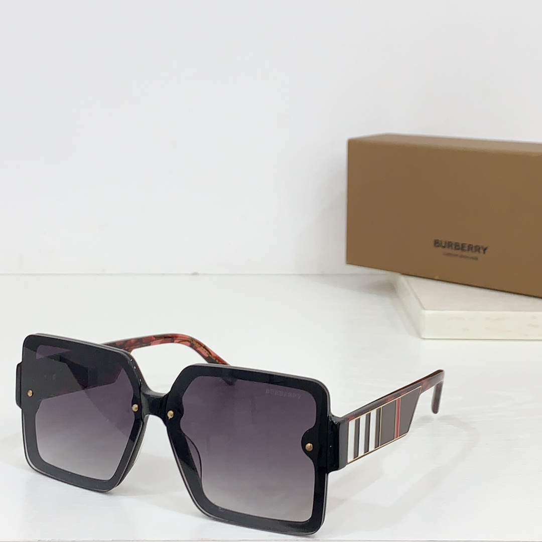 Burberry Sunglasses BE5381U SM051