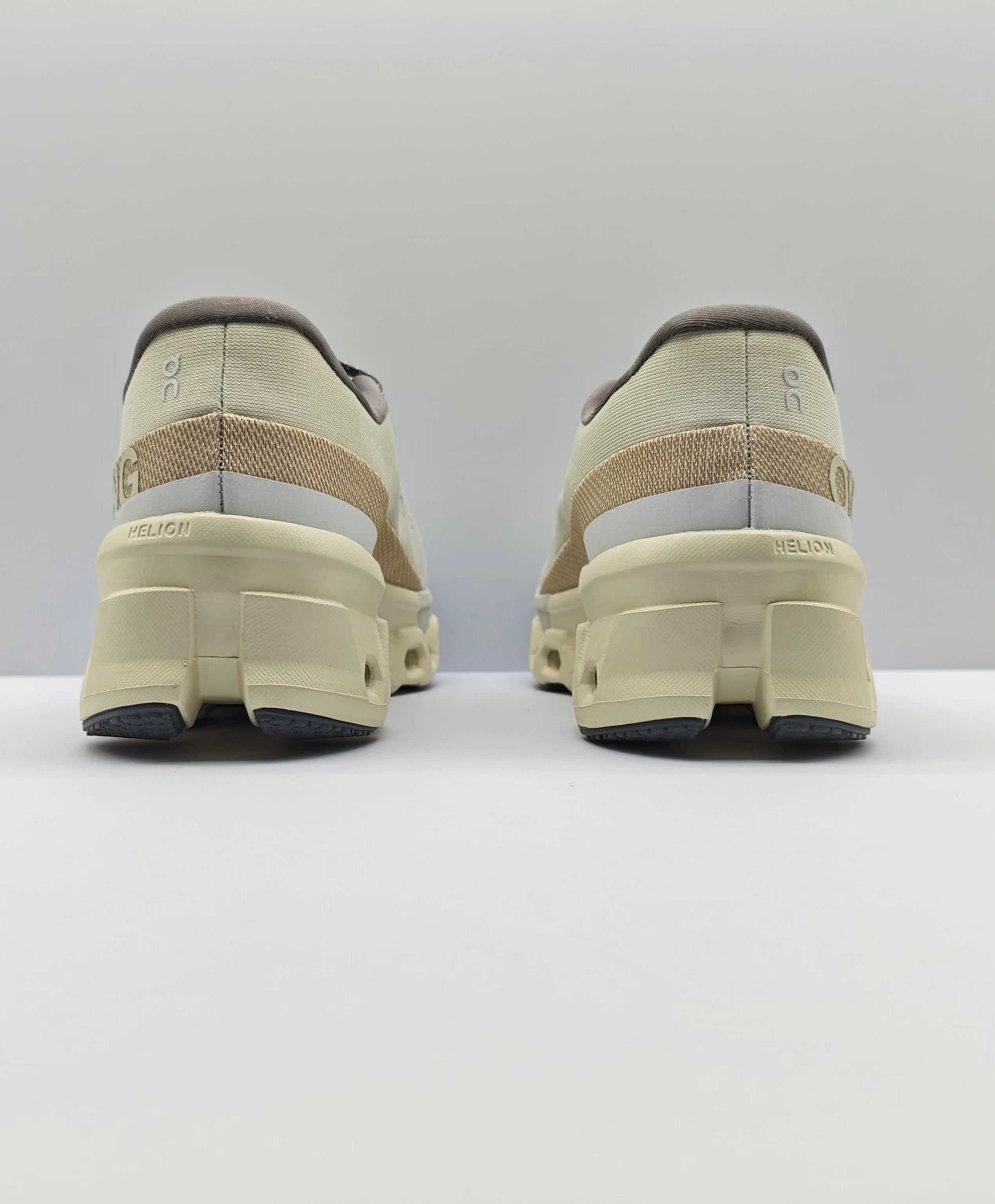 On Cloud Sneakers Sports shoes ON Cloudmonster 2