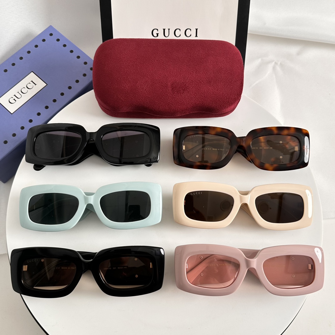 Gucci Sunglasses GG0811S SM021