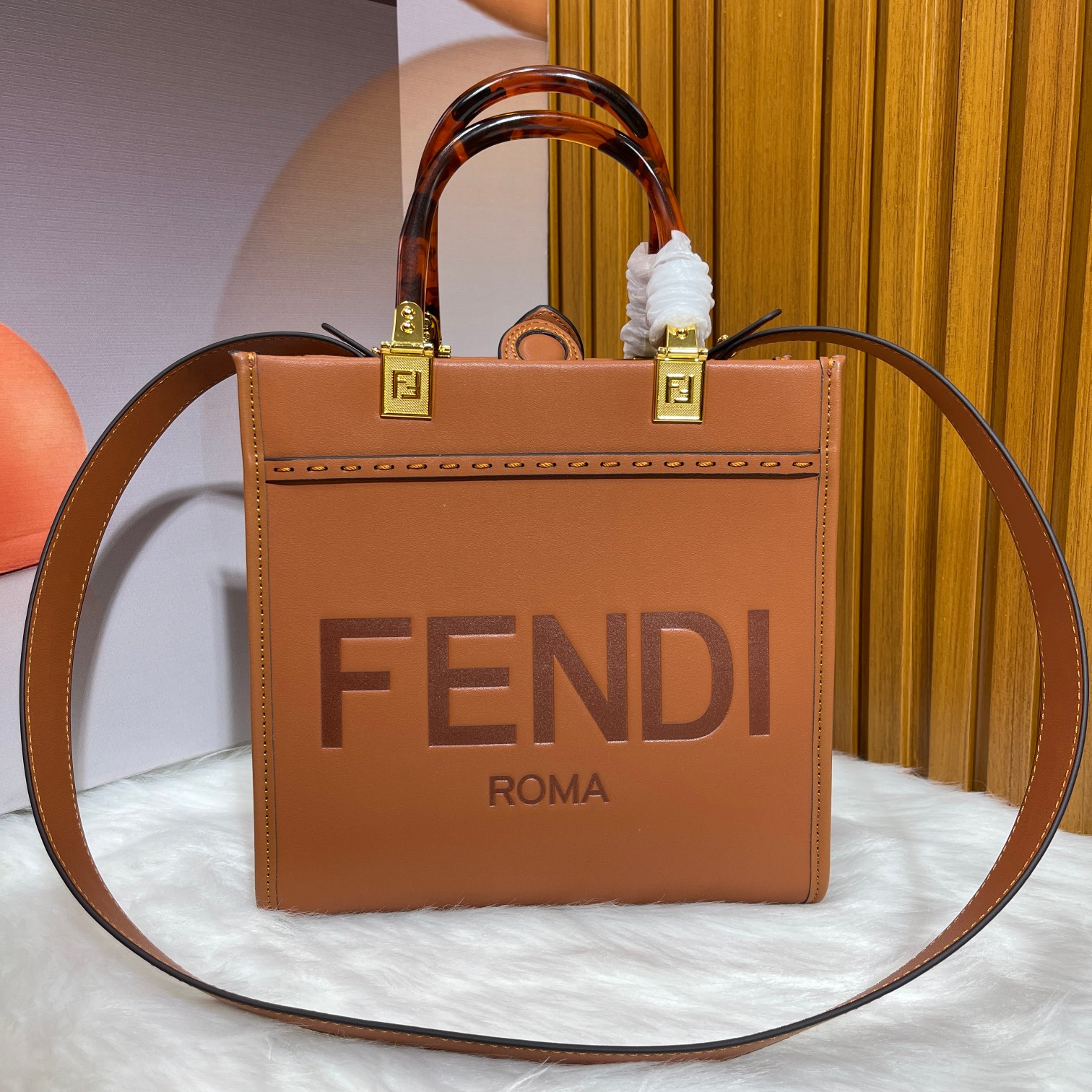 Fendi 1006 LM071 22.5cm