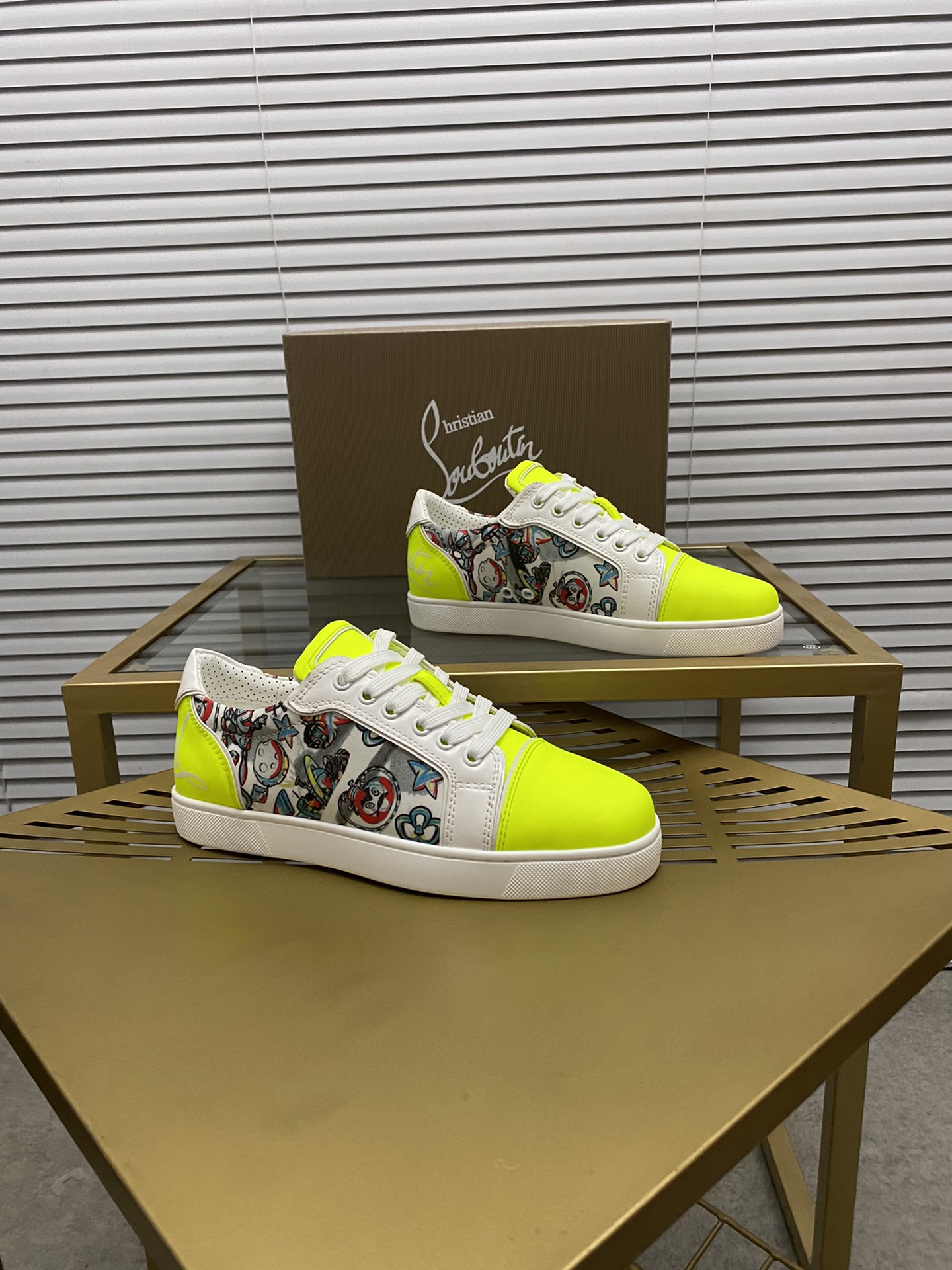 Christian Louboutin 013 Casual shoes HL003