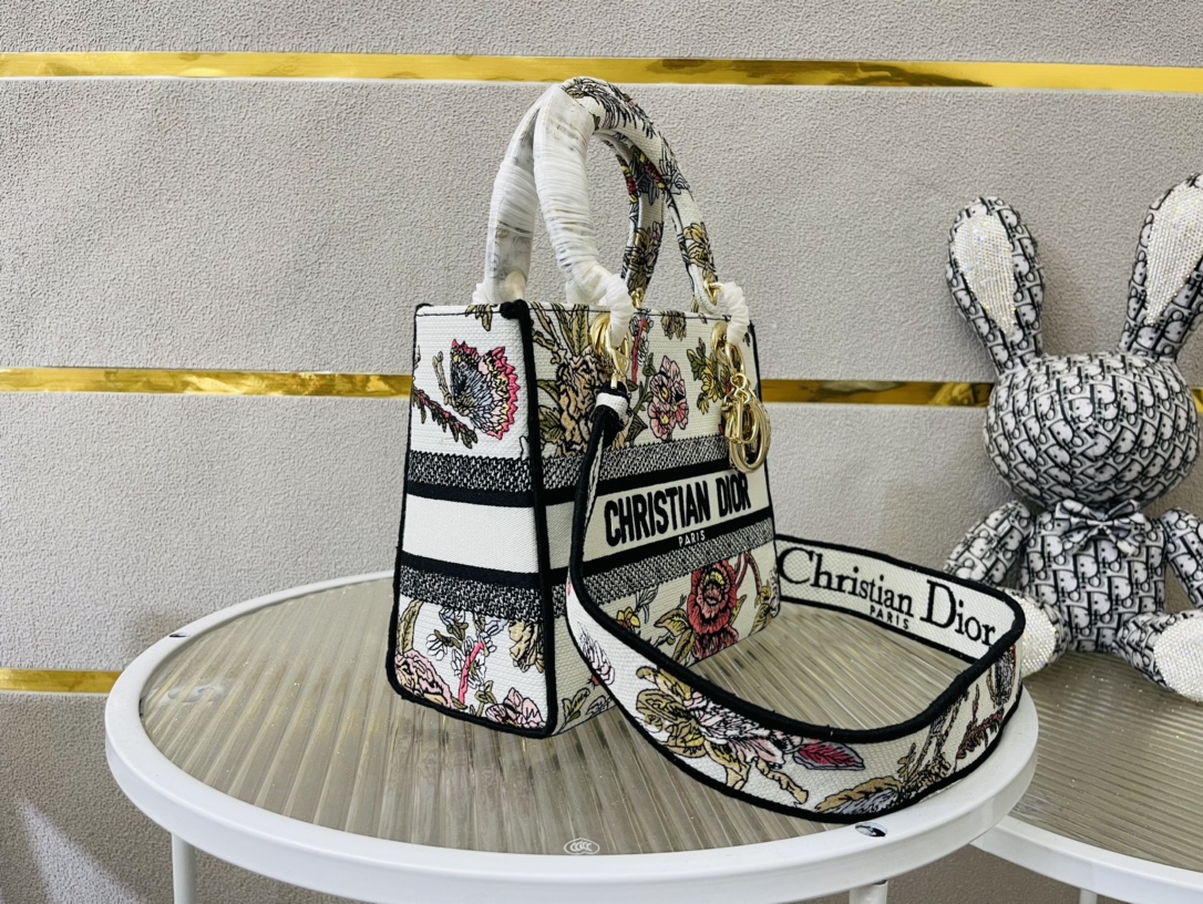 10A + top quality Dior Medium Lady D-Lite Bag 9920 DD003 24cm