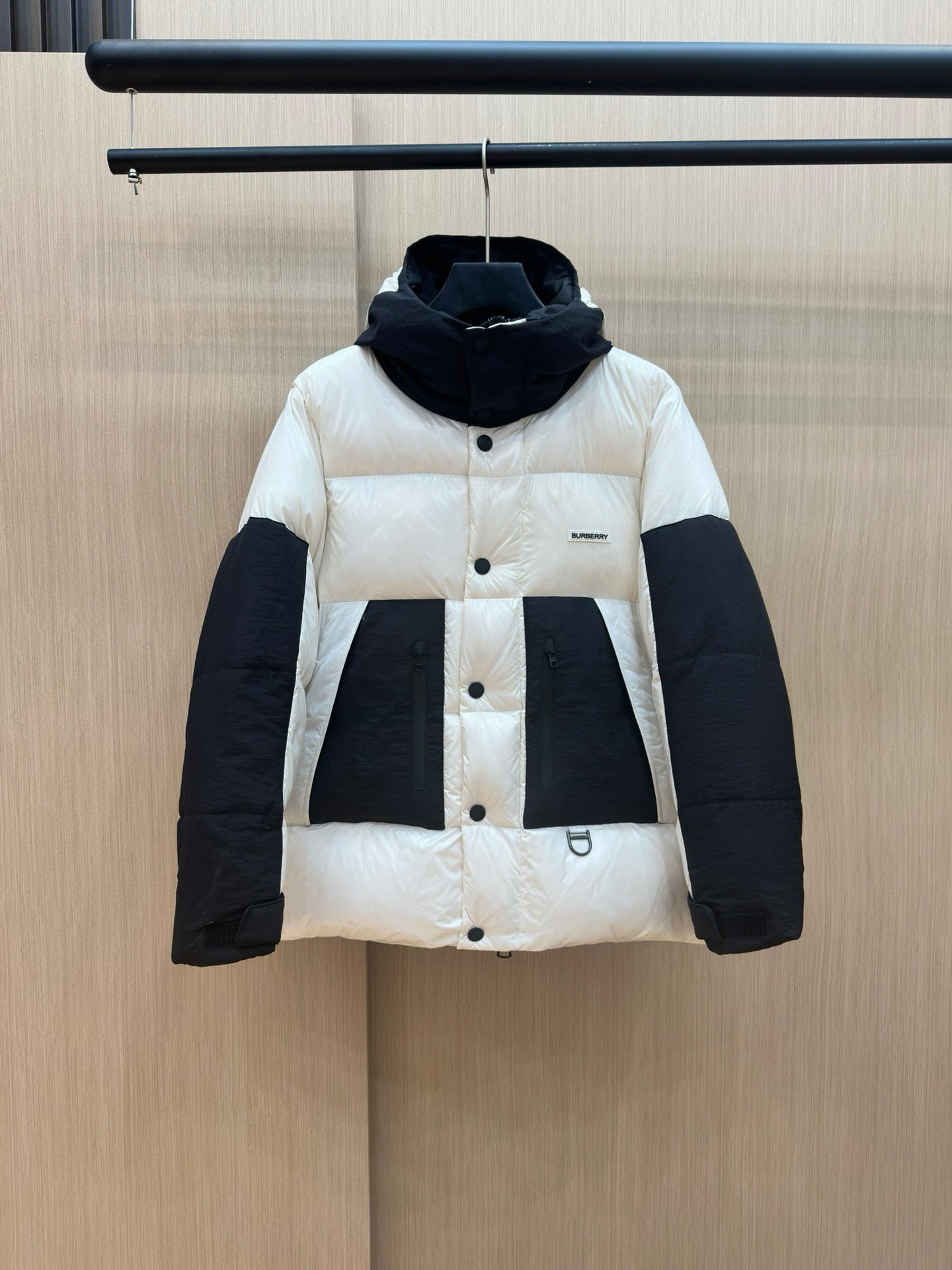 Burberry Down Jacket 003 M067