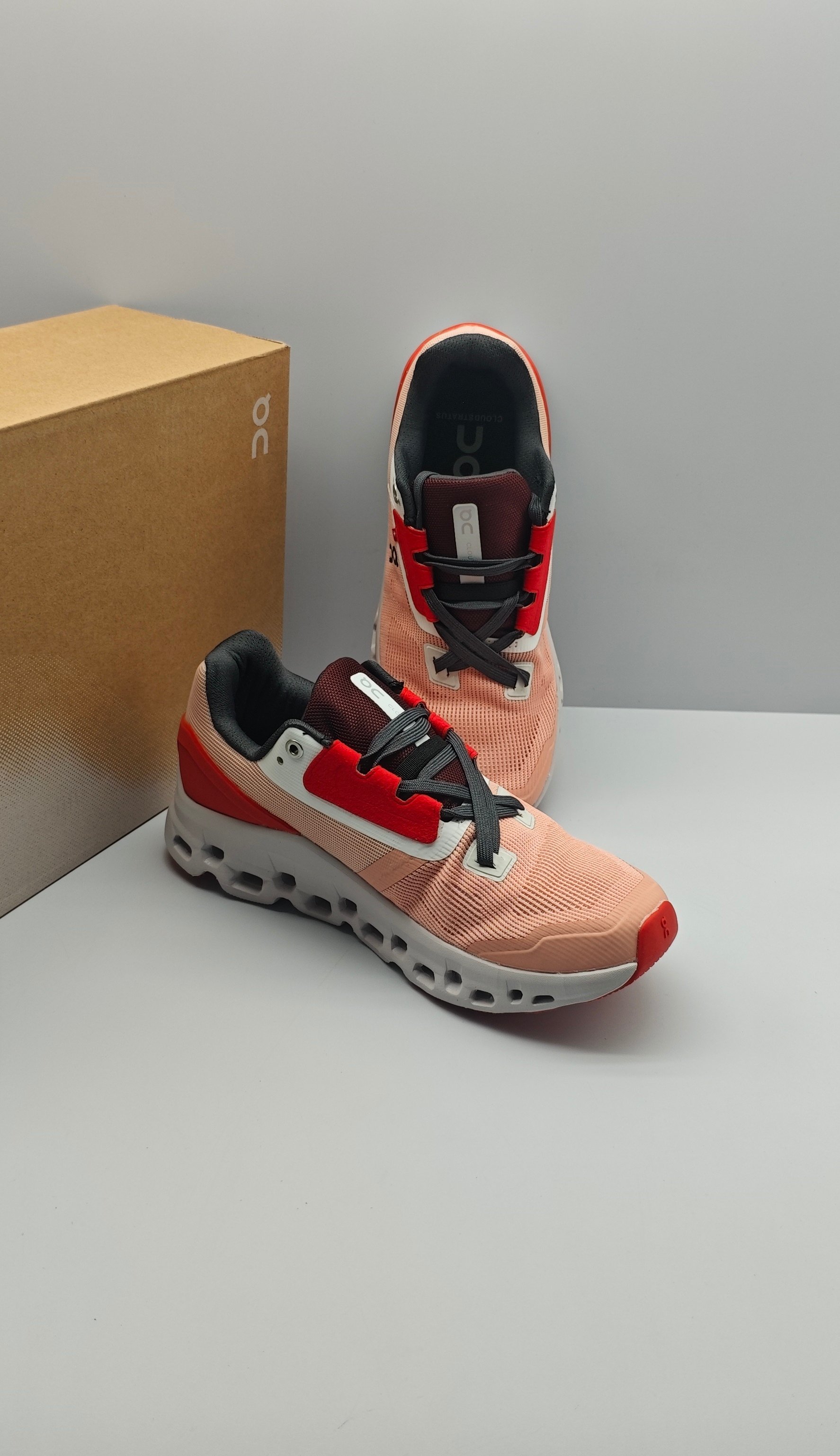 On Cloud Sneakers Sports shoes ON Cloudstratus 2