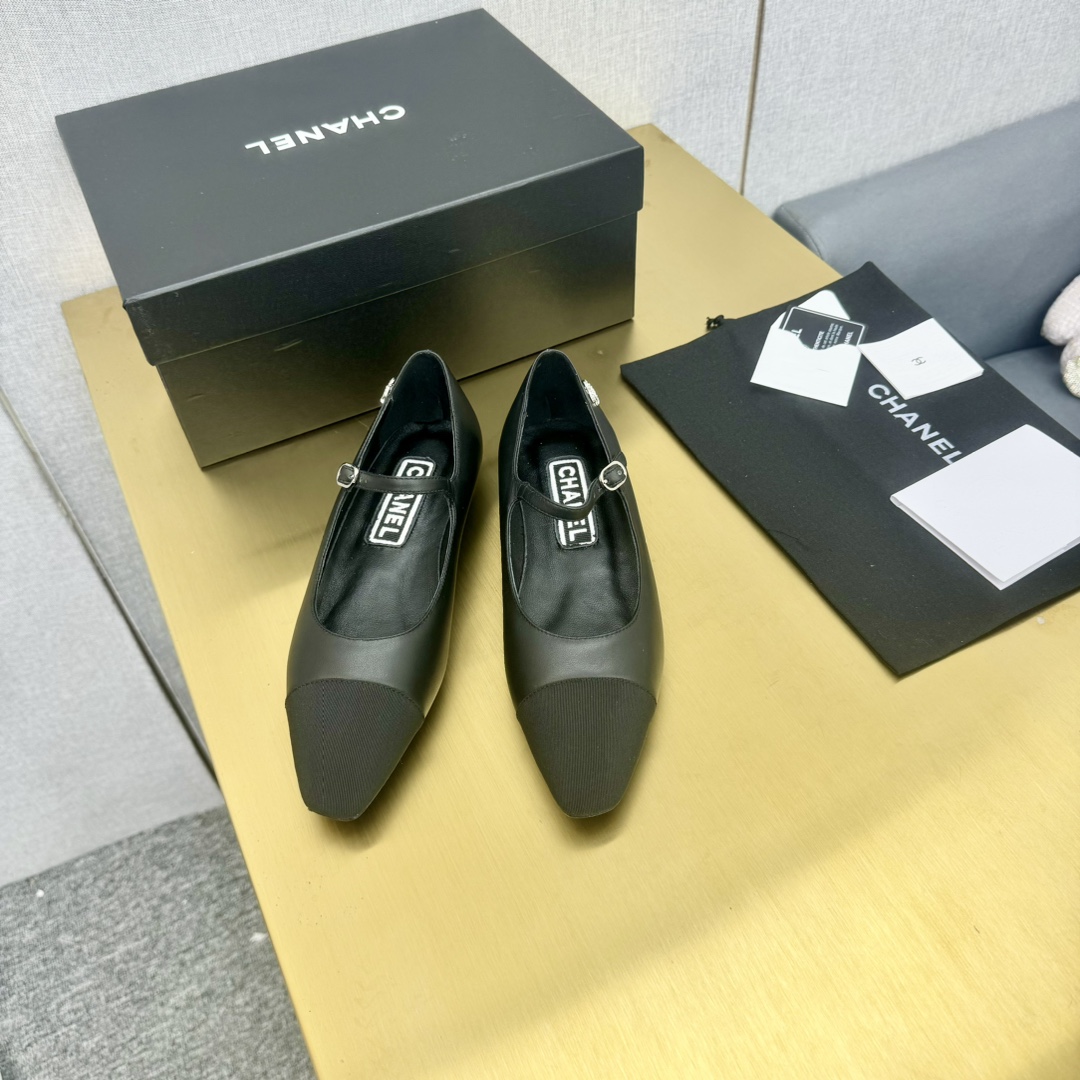 Chanel  Shoes Early spring new flat sole shoes