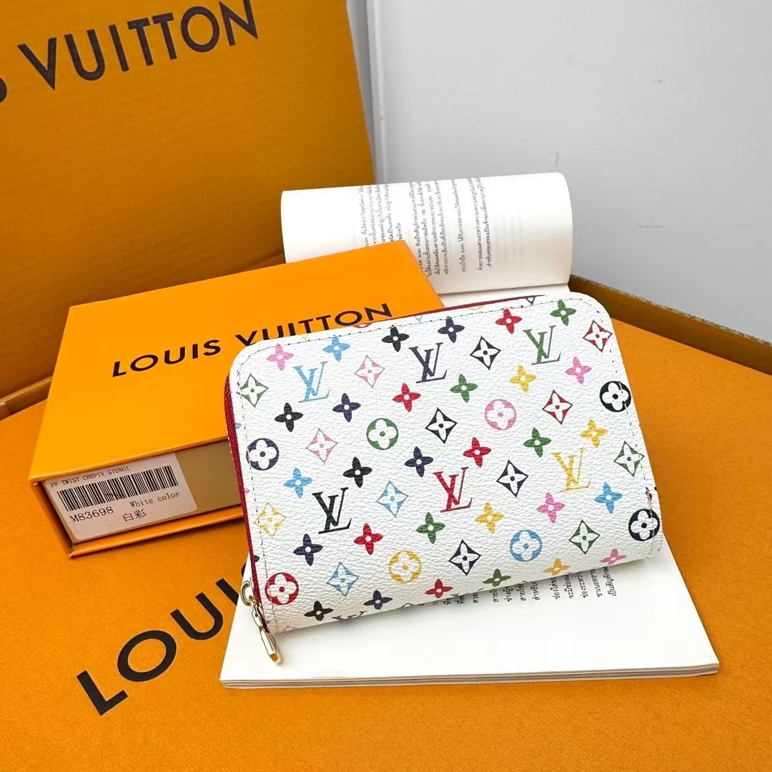 Louis Vuitton Wallet Card Holder M83689