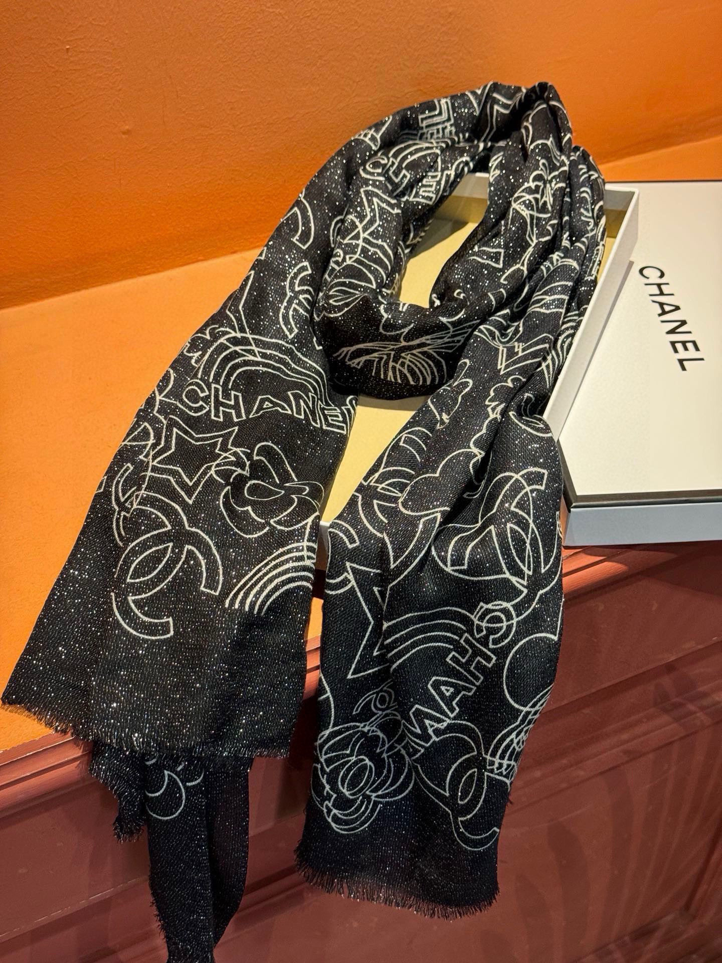 Chanel Scarf Silver Line Icon Scarf 100% Cashmere 105*200cm Accessories