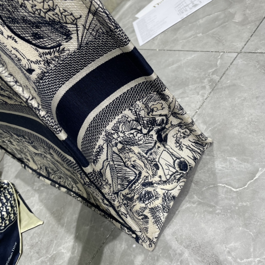 10A + top quality Large Dior Book Tote 0175 XB042 42cm