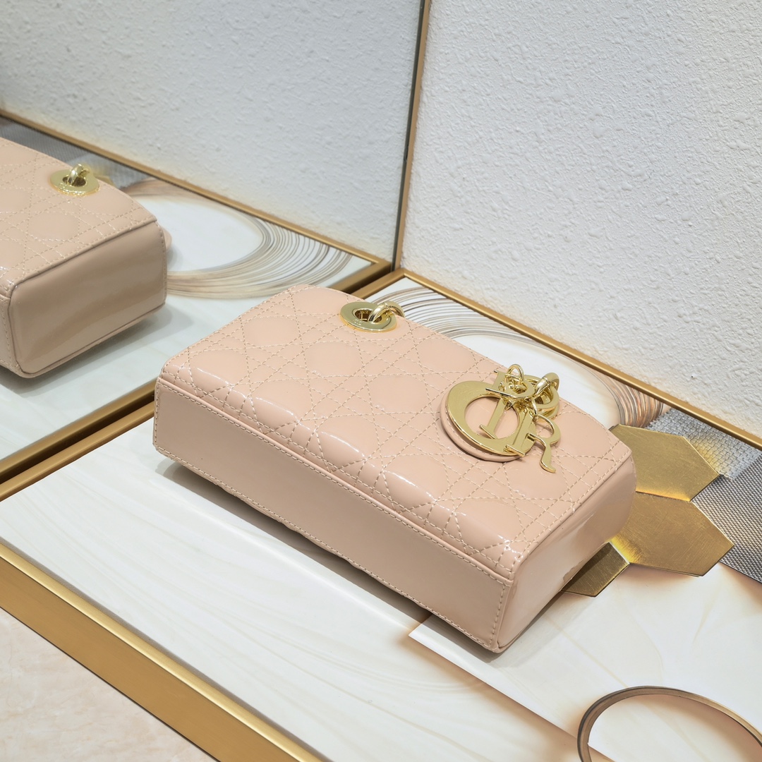 Small Lady D-Joy bag Apricot patent leather CD0541 XB091 22cm